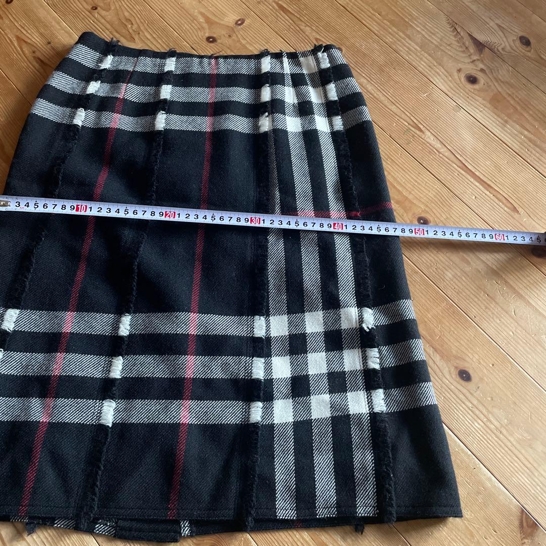 バーバリーロンドンスカート 膝下