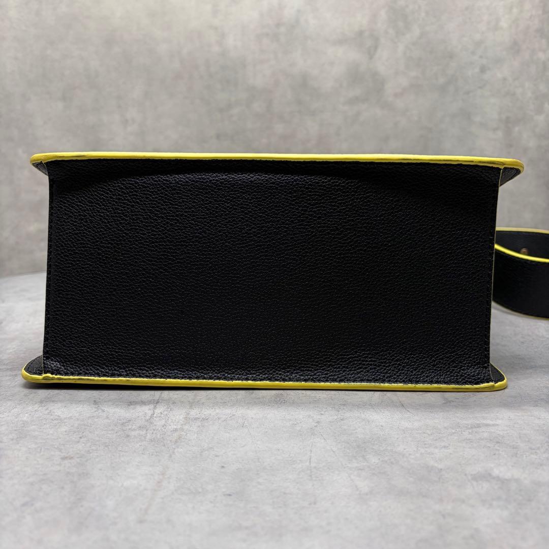 BIÉDE ELEMENT 05 BOOK 2Way Bag Black