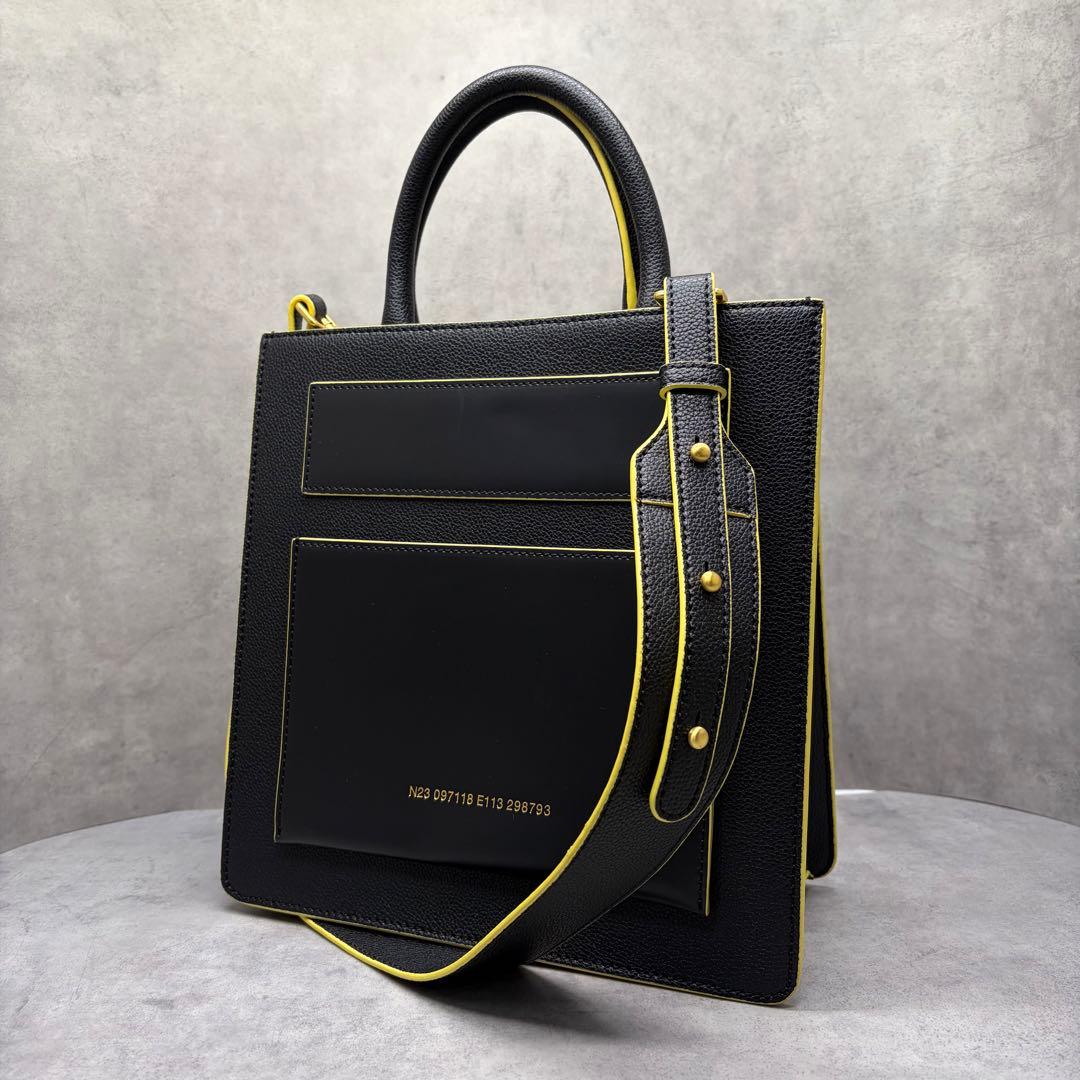 BIÉDE ELEMENT 05 BOOK 2Way Bag Black