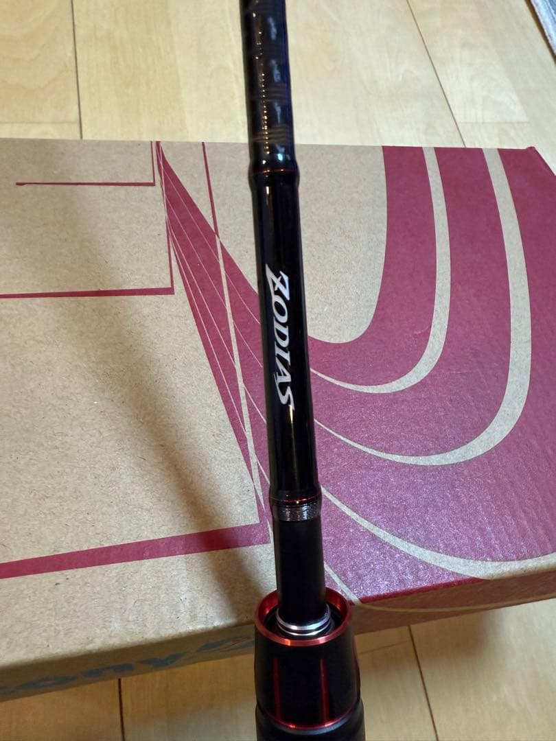 美品　ゾディアス　ZODIAS ベイトロッド スピニングロッド ルアーワーム