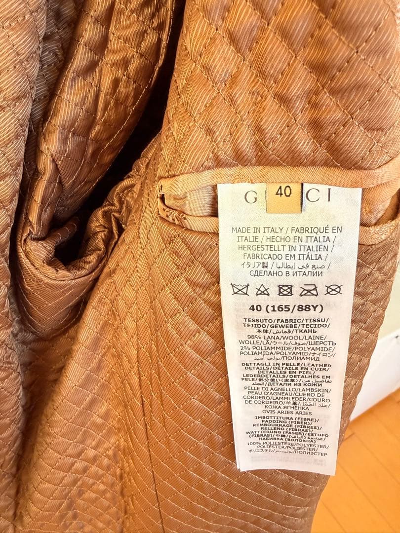 GUCCI ベージュ ロングコート GUCCIのハンガー付き