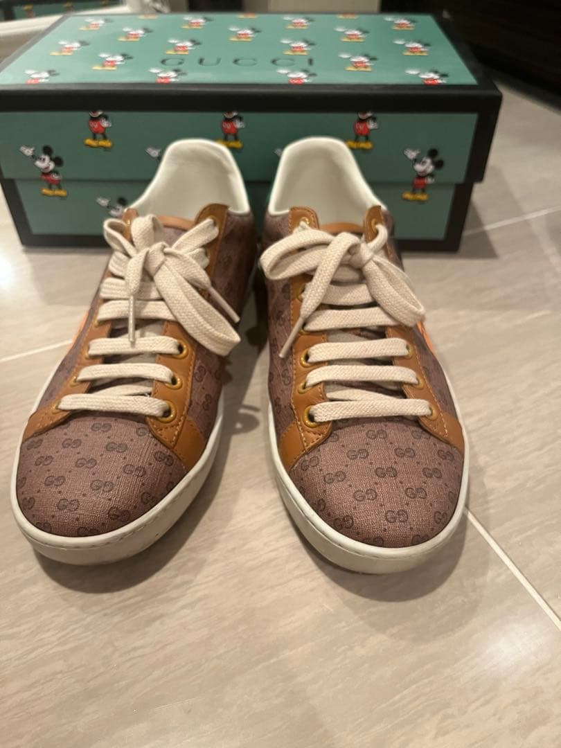 【美品】GUCCI ミッキーマウス スニーカー
