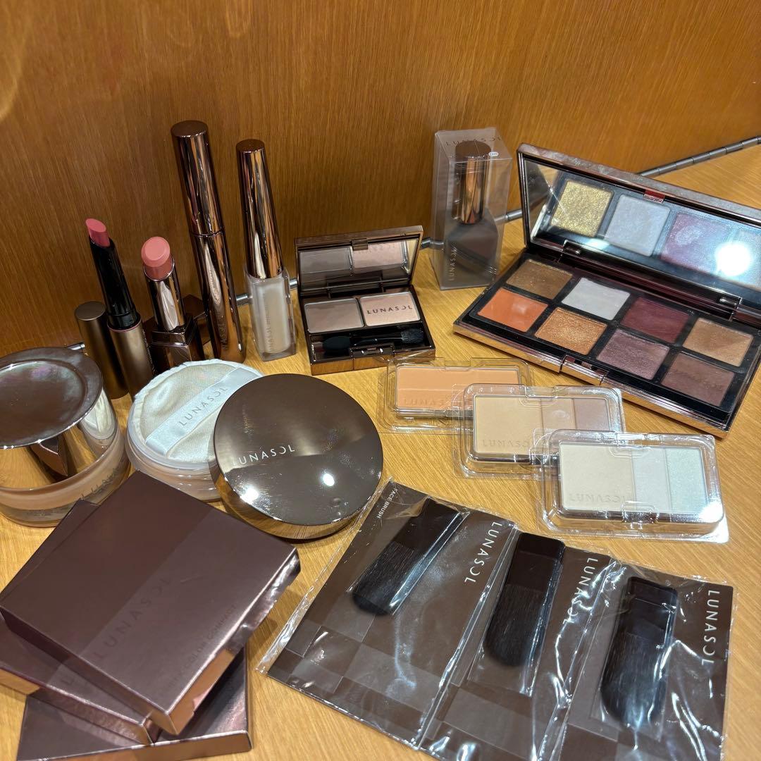 ♪ルナソル　コスメセット
