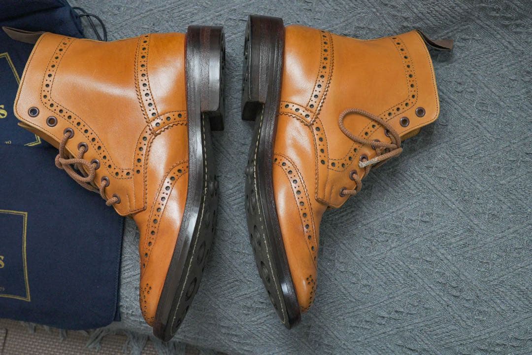 ★清潔&極艶　トリッカーズ　カントリーブーツ　8ハーフ★