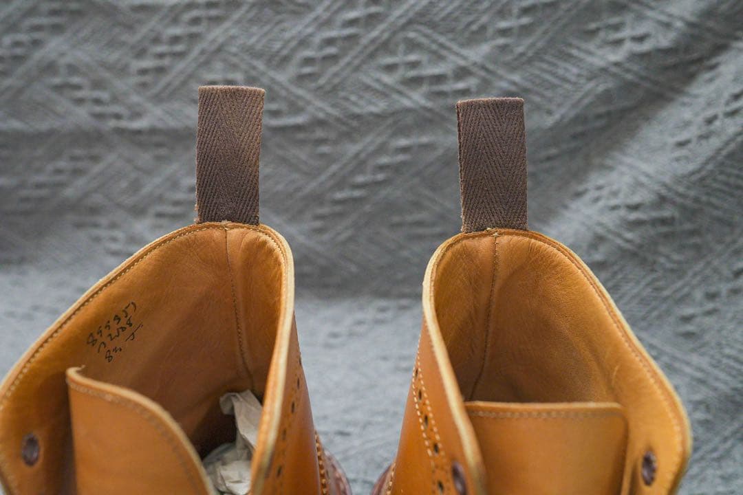 ★清潔&極艶　トリッカーズ　カントリーブーツ　8ハーフ★