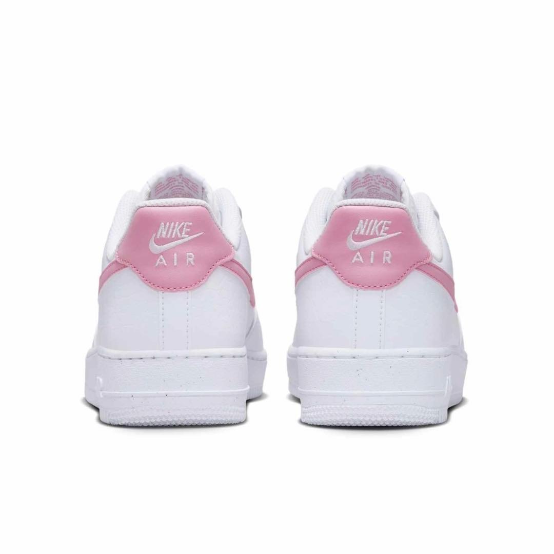 ナイキ エア フォース 1 07 ウィメンズシューズ 24cm