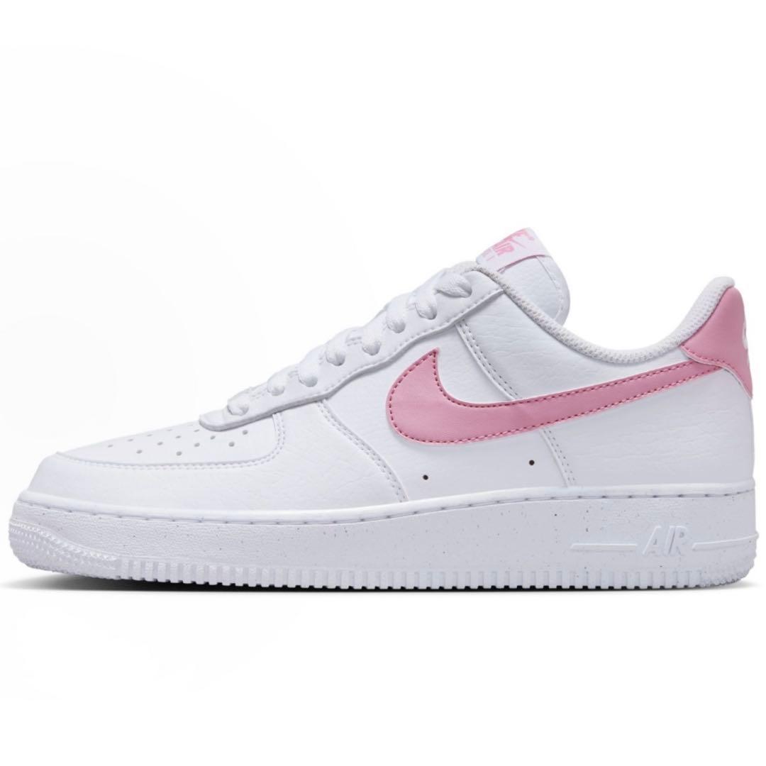 ナイキ エア フォース 1 07 ウィメンズシューズ 24cm