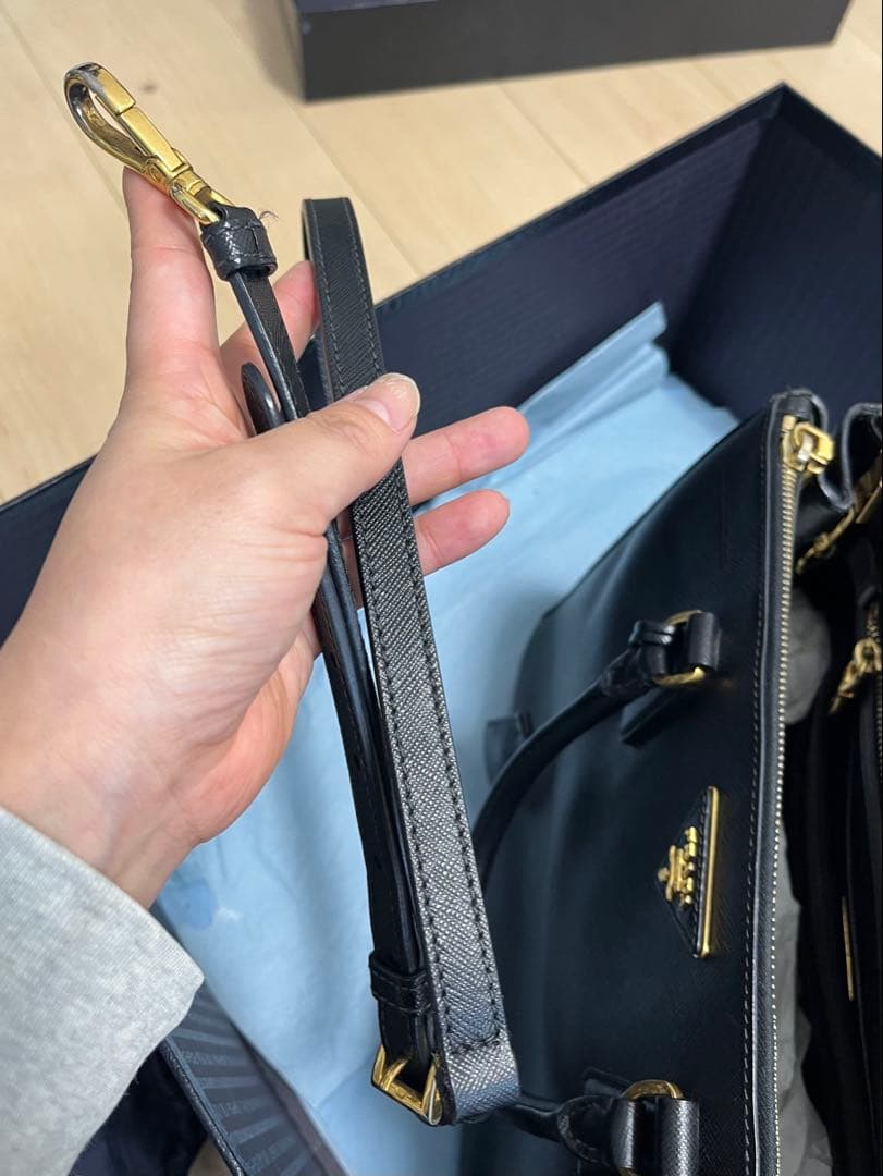 PRADA ブラック レザー サピアノ BN2274