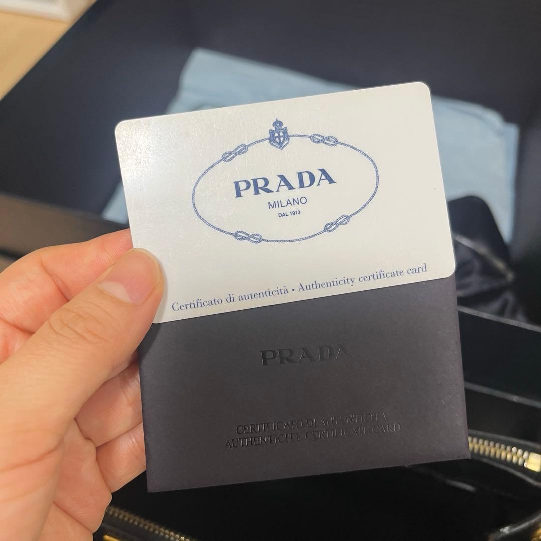 PRADA ブラック レザー サピアノ BN2274