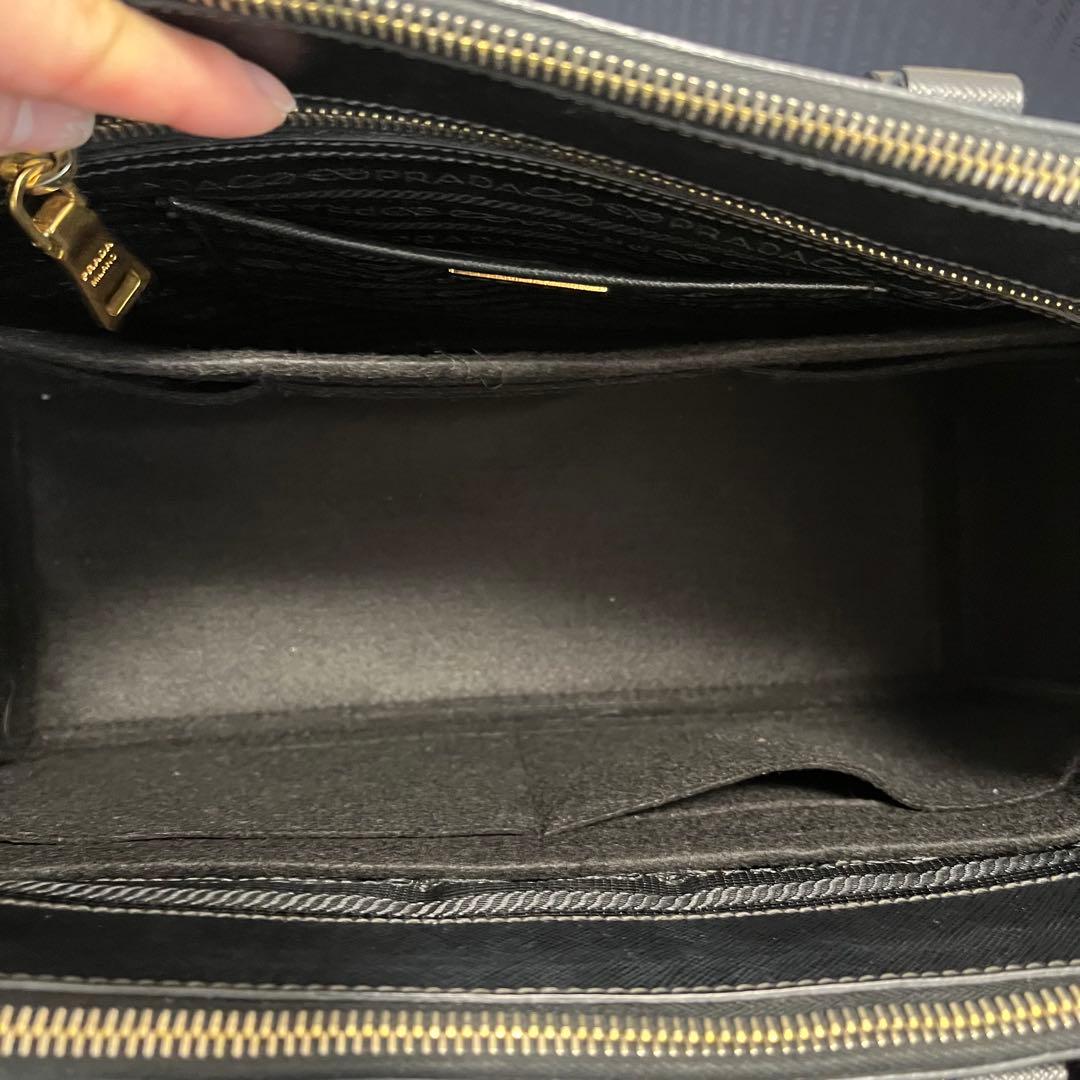 PRADA ブラック レザー サピアノ BN2274