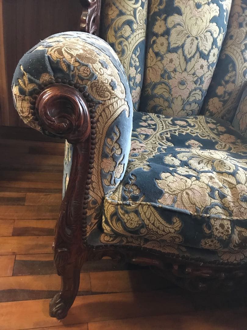 ソファ　ダマスク柄　高級　応接間　アンティーク　ビンテージ