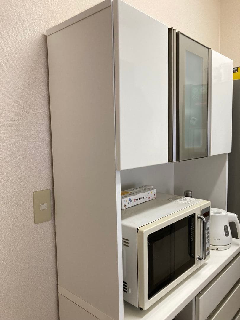 食器棚 キッチンボード 90cm レンジ台 キッチン収納家具 艶あり鏡面ホワイト