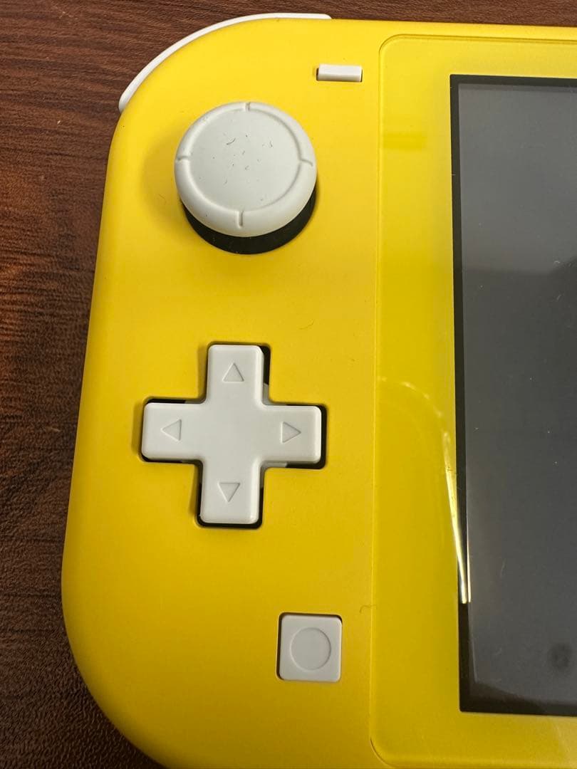 ★動作確認済★ニンテンドースイッチライト本体イエロー充電器付