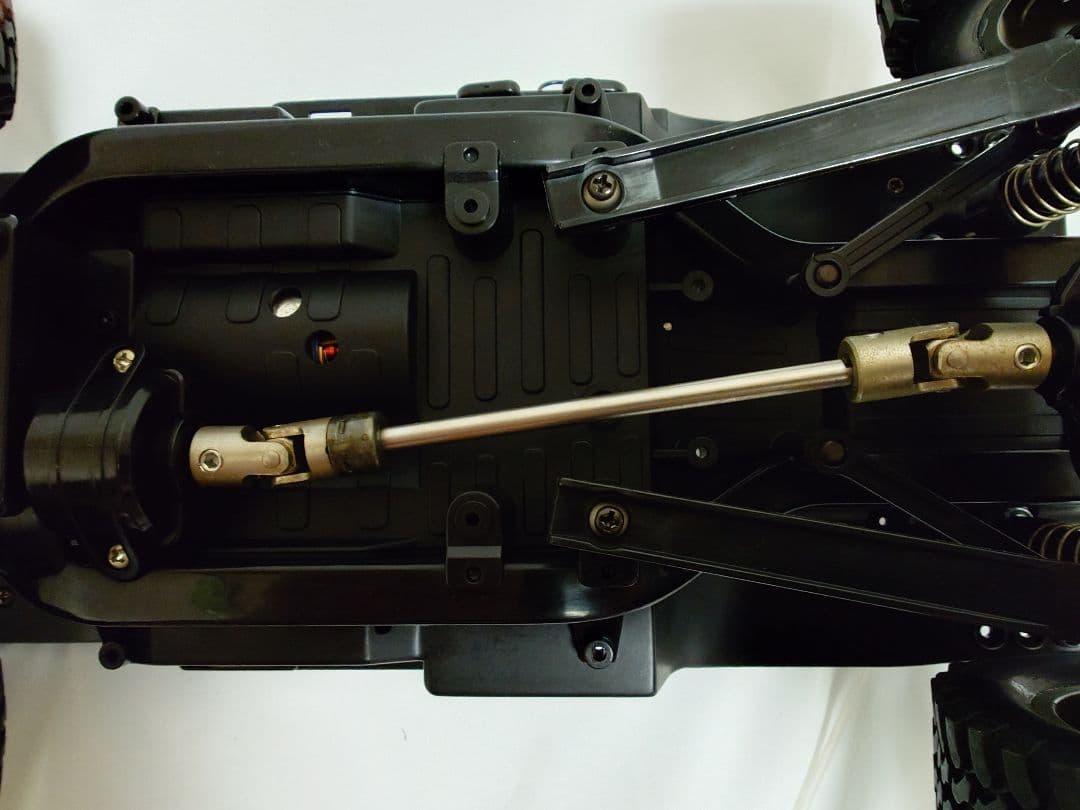 ス*ー様 タミヤ CC-01 トゥアレグ フルベア 本体のみ