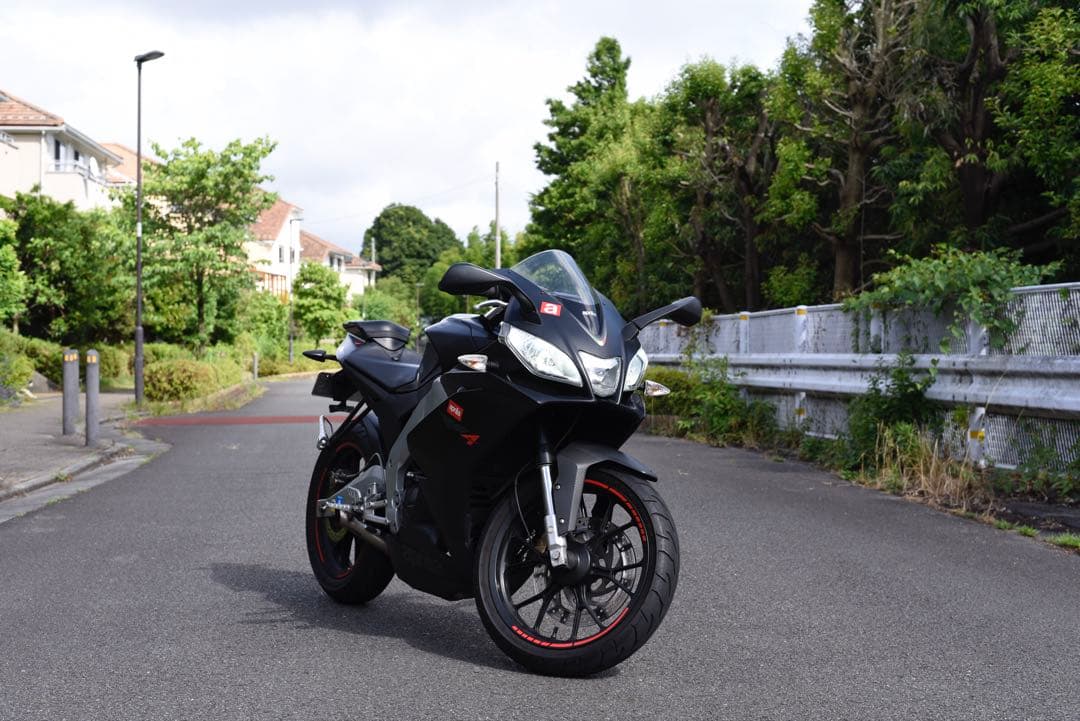 (新品)アプリリア RS4 125 ディスクブレーキとブレーキパッドセット