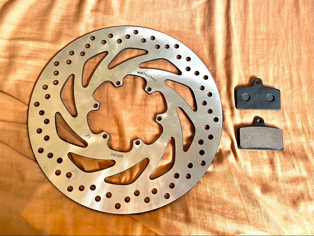 (新品)アプリリア RS4 125 ディスクブレーキとブレーキパッドセット