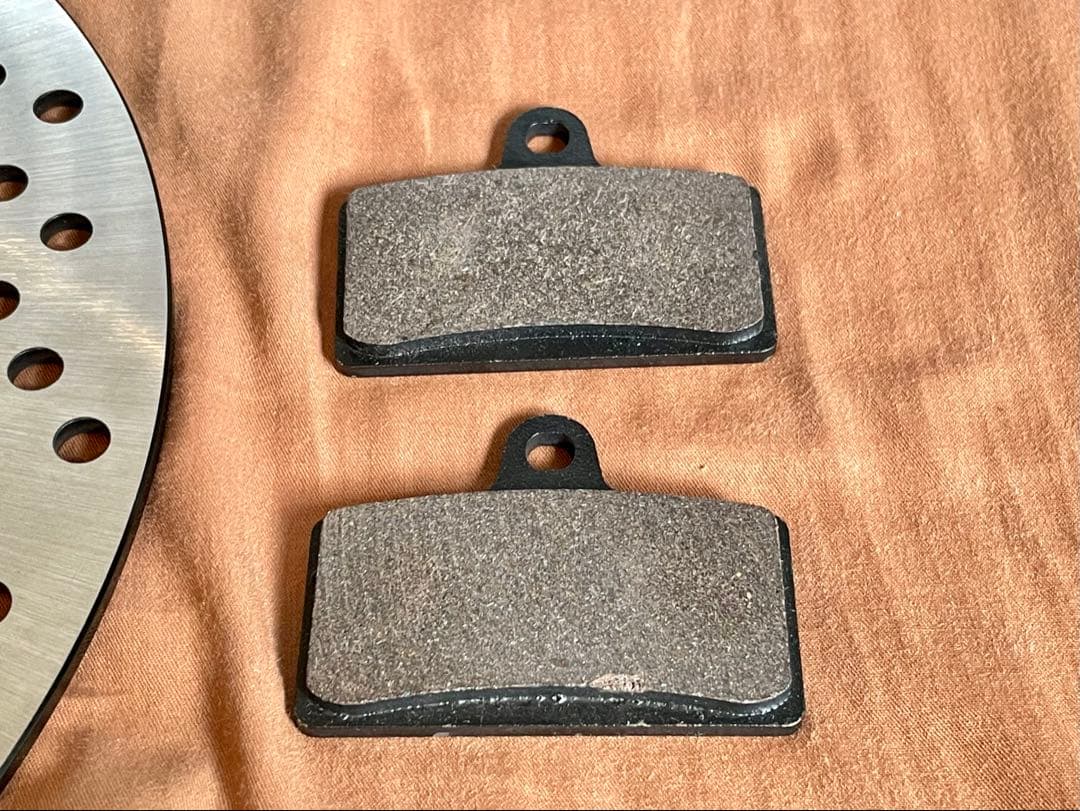 (新品)アプリリア RS4 125 ディスクブレーキとブレーキパッドセット