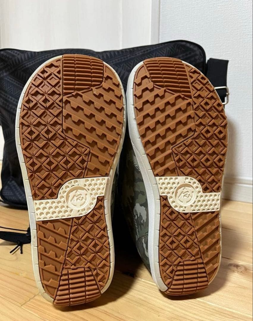 K2 INTUITION 23cm 迷彩スノーボードブーツ　値下げ