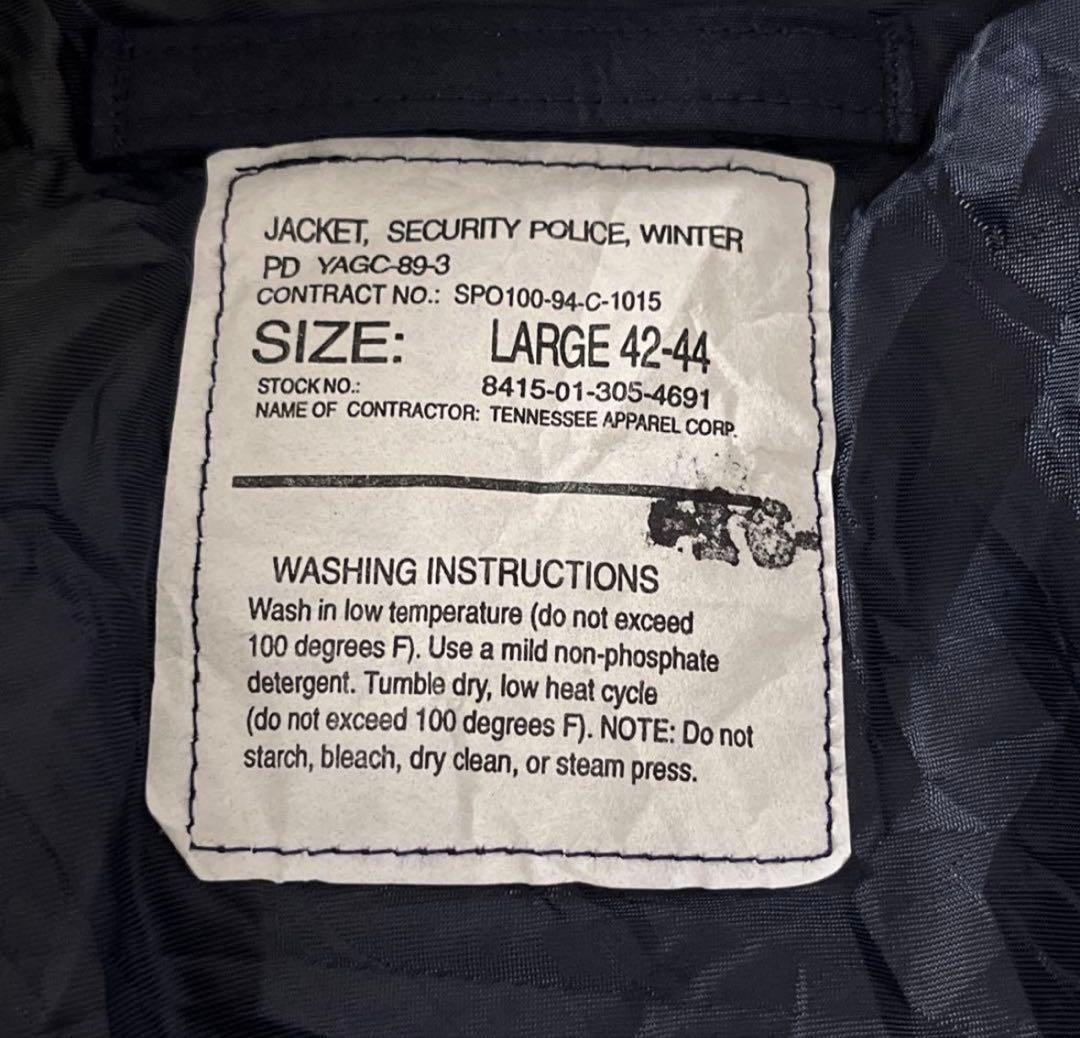 美品 90s 米軍実物 セキュリティーポリスウィンタージャケット L