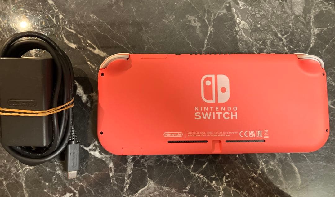 Switch スイッチ　ライト　ピンク　本体　美品　純正　充電器