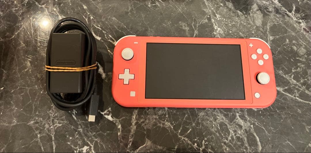 Switch スイッチ　ライト　ピンク　本体　美品　純正　充電器