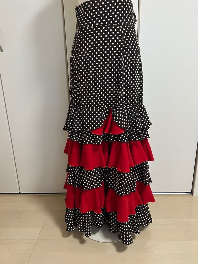 フラメンコ　ハイウエストファルダ