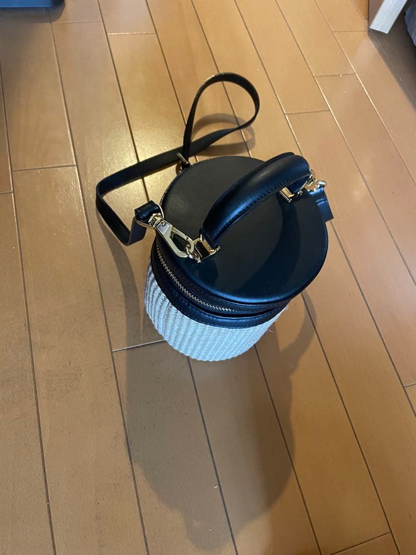 ヴィオラドーロかごバッグバニティ