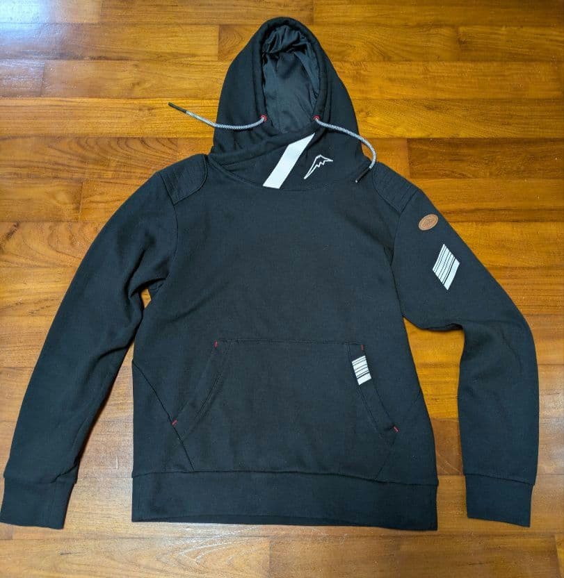 クシタニ　パーカー　スエット