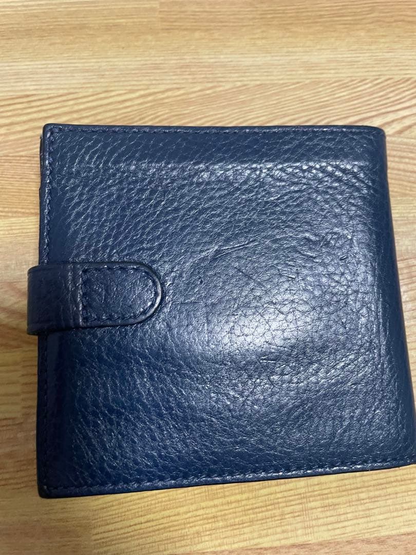 週末限定値下げ【美品】イルビゾンテ 二つ折り財布　ネイビー