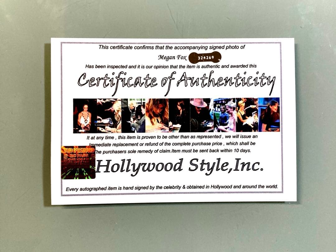 セール中…ミーガン・フォックス直筆サイン入り超大型写真‥Megan Fox…