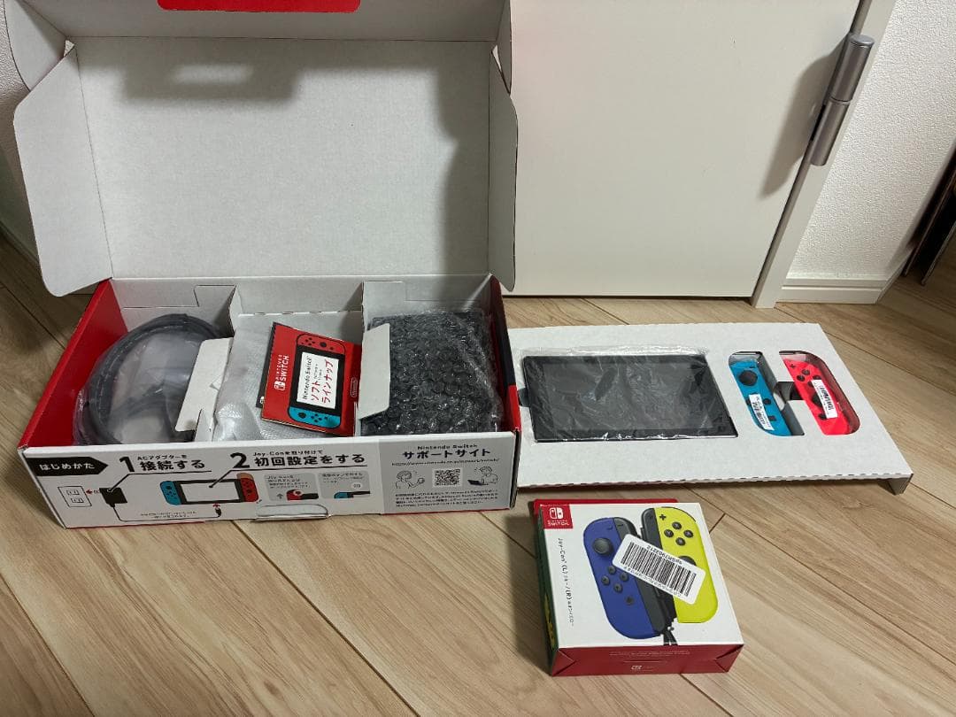 Nintendo Switch本体、Joy-Con