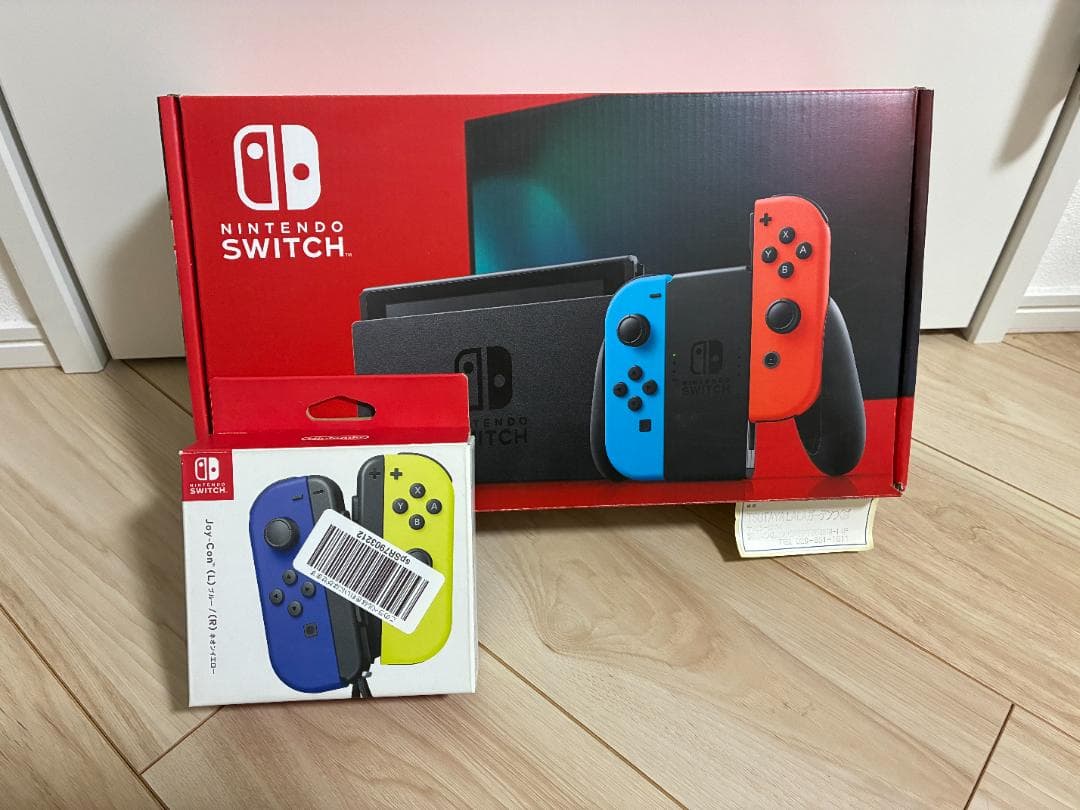 Nintendo Switch本体、Joy-Con