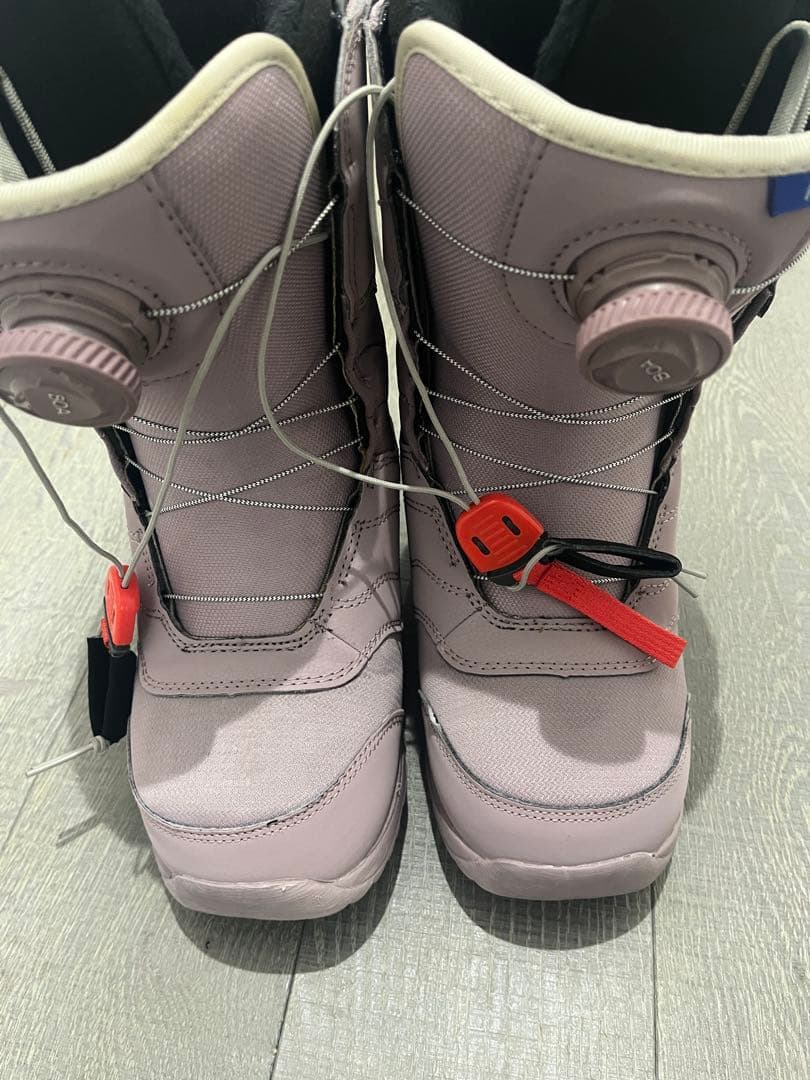 スノーボードブーツ 女性用　レディース　バートン　24.5