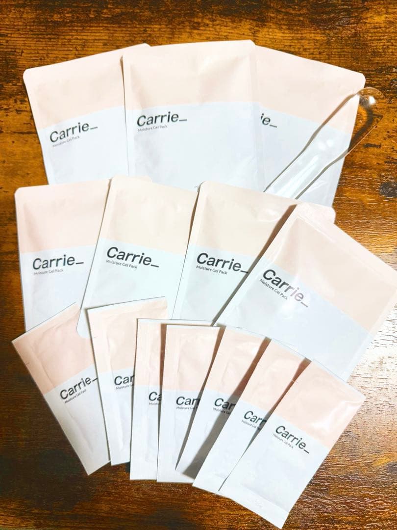 川村真木子さんプロデュース　キャリー モイスチャー炭酸ジェルパック ×7