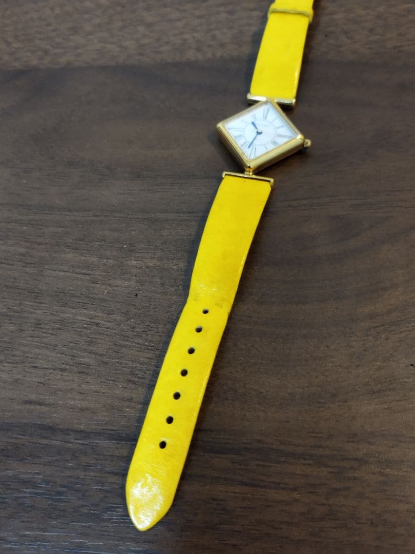 ●ピエールラニエ 腕時計 時計 クォーツ スクエア ひし形 ゴールド イエロー