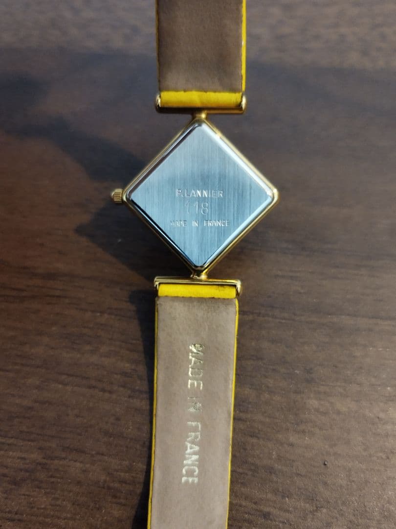 ●ピエールラニエ 腕時計 時計 クォーツ スクエア ひし形 ゴールド イエロー