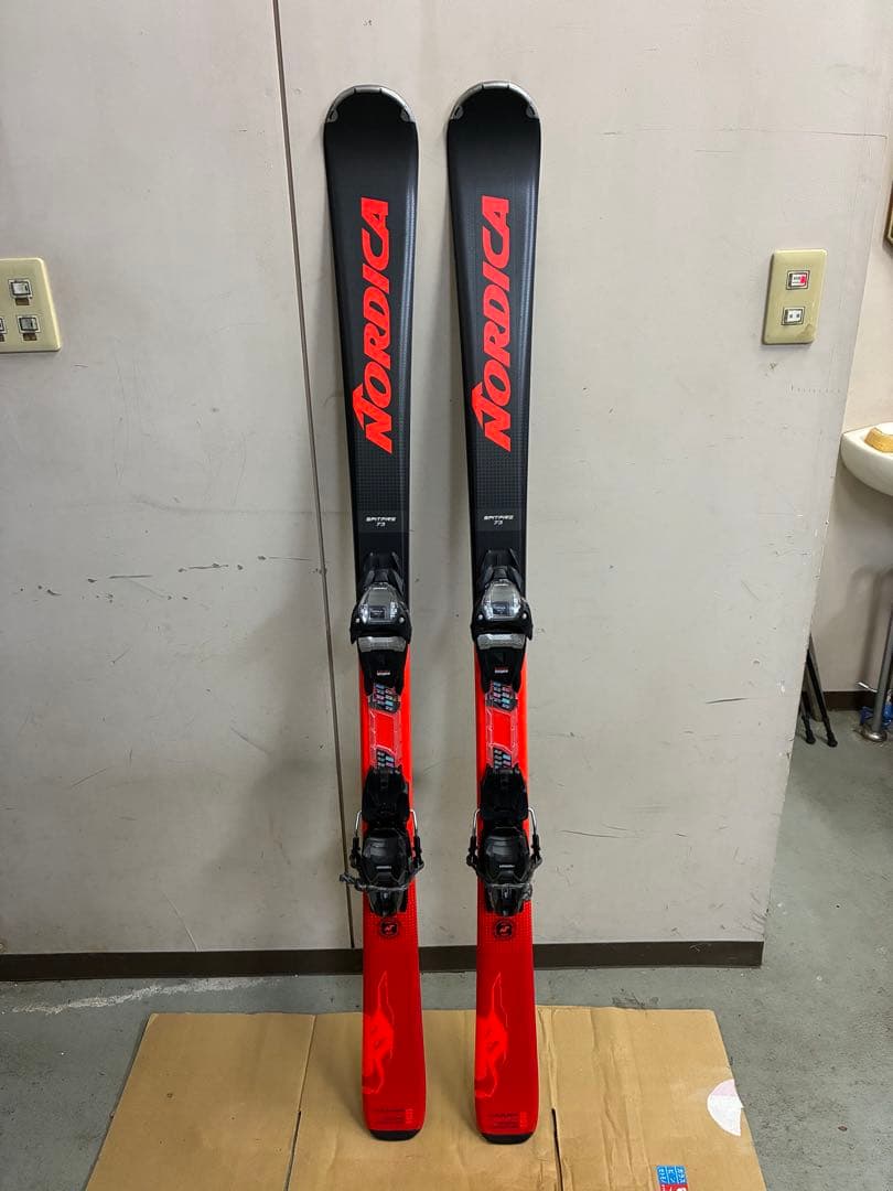 NORDICA SPITFIRE 73スキー板
