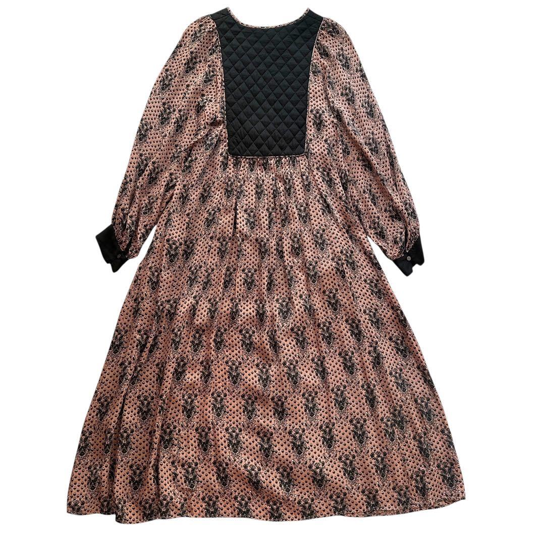 ヌキテパ キルティング切替 フラワー柄ロングワンピース タッセル付