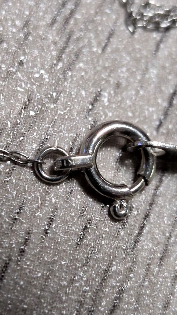 K18wg 0.10 刻印　　ネックレス