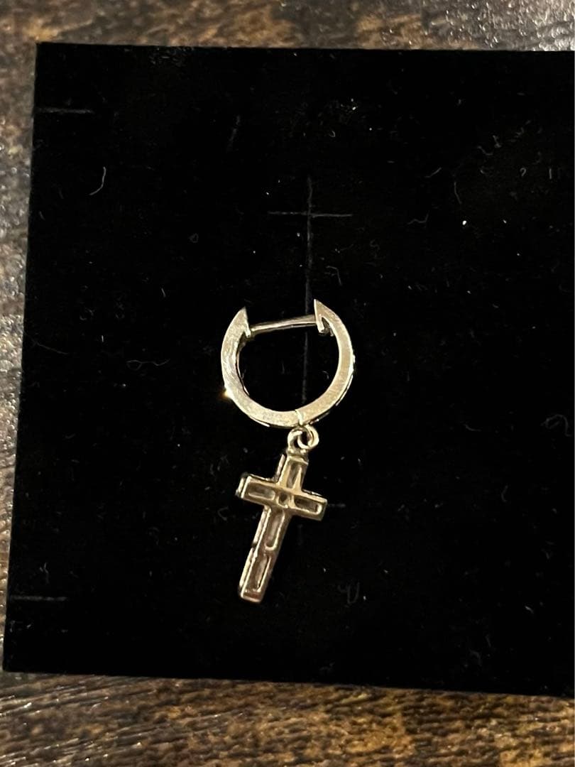 AVALANCHE 10K イエローゴールド ダイヤモンド クロスピアス