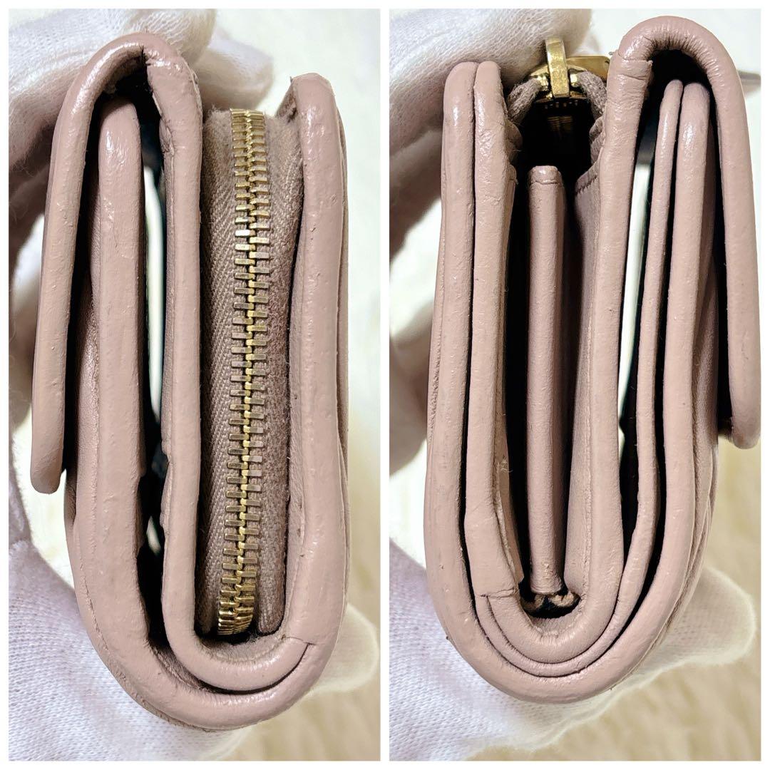 miumiu♡マテラッセ 折り財布 コンパクト ピンクベージュ