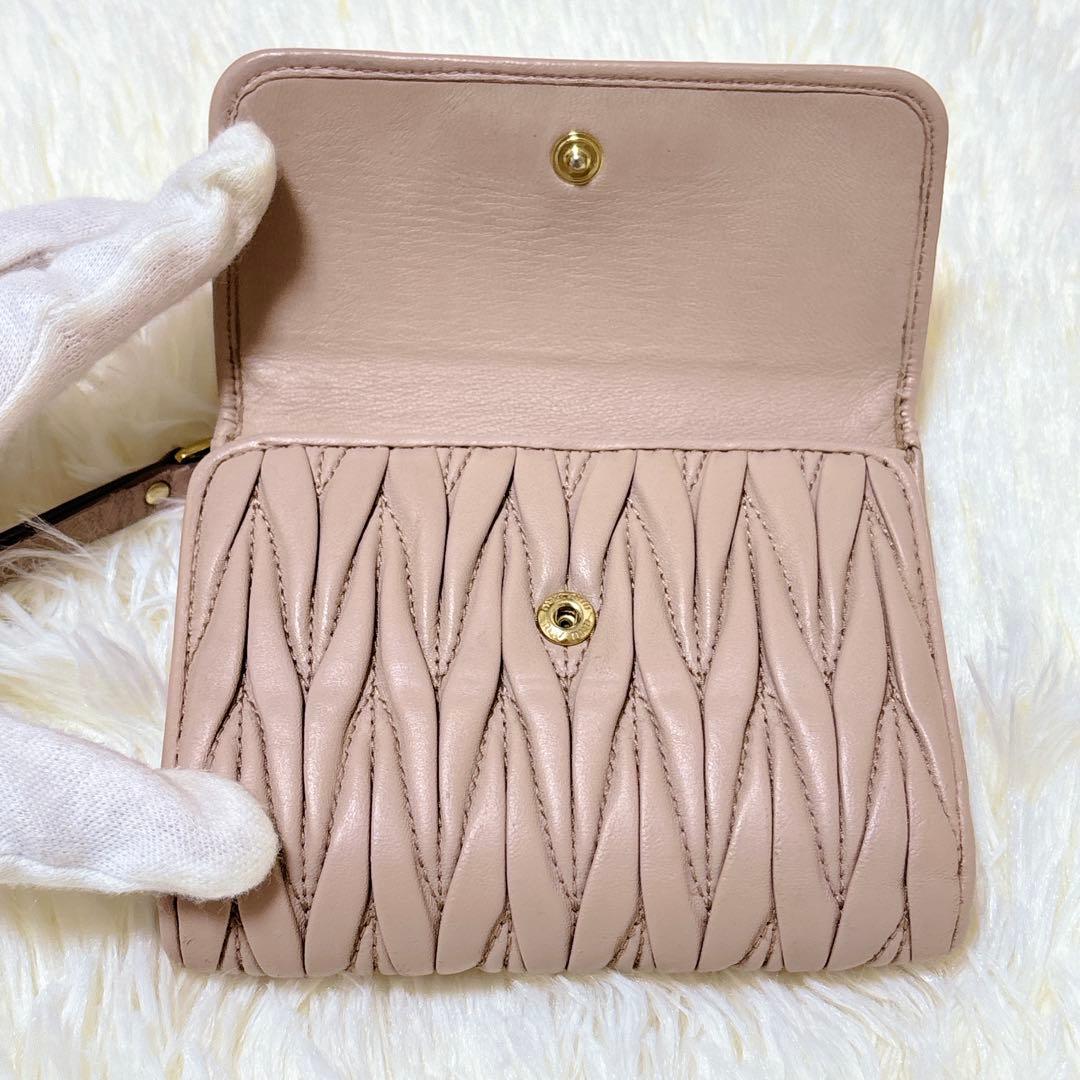 miumiu♡マテラッセ 折り財布 コンパクト ピンクベージュ