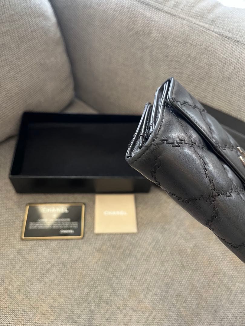 訳あり　CHANEL ブラック キルティング 長財布　ステッチ　マトラッセ