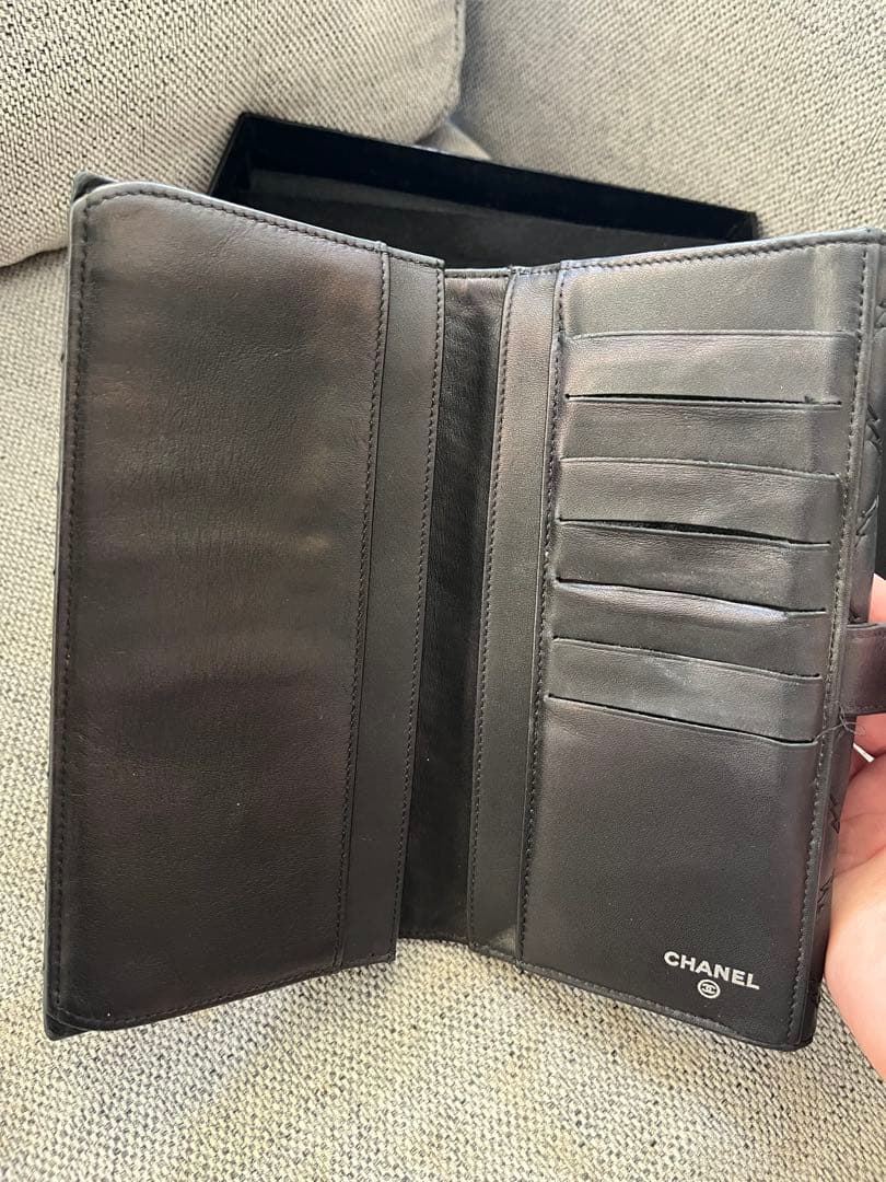 訳あり　CHANEL ブラック キルティング 長財布　ステッチ　マトラッセ