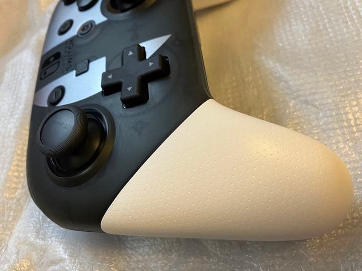 ニンテンドースイッチ　プロコントローラー　スマブラ仕様