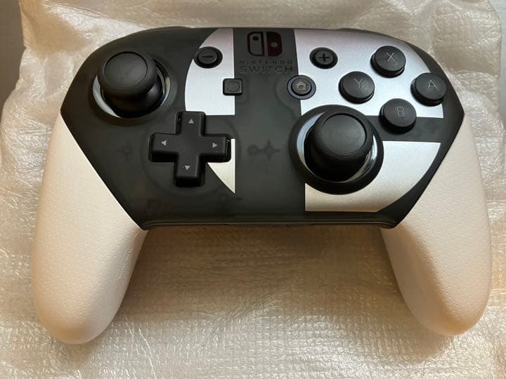 ニンテンドースイッチ　プロコントローラー　スマブラ仕様