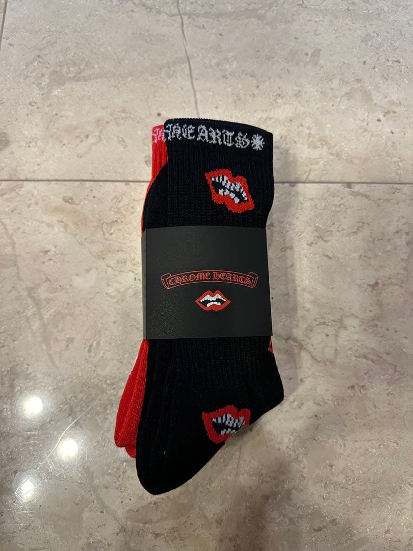 【最安値】CHROME HEARTS リップデザイン ソックス M