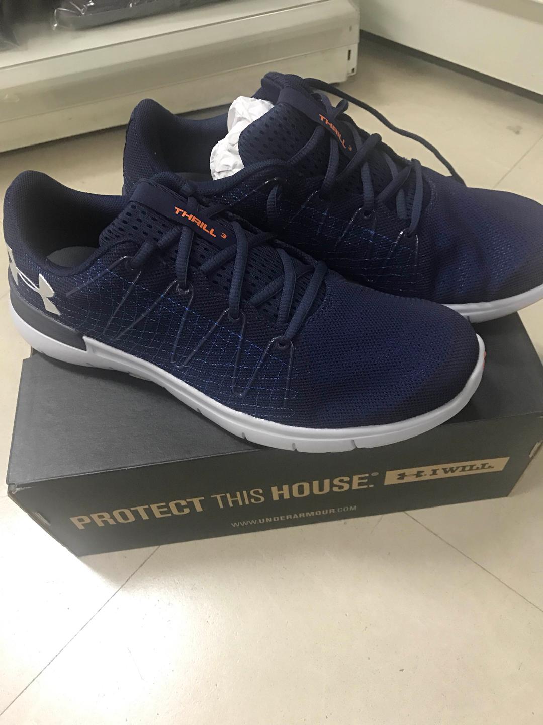 アンダーアーマー  スリル3