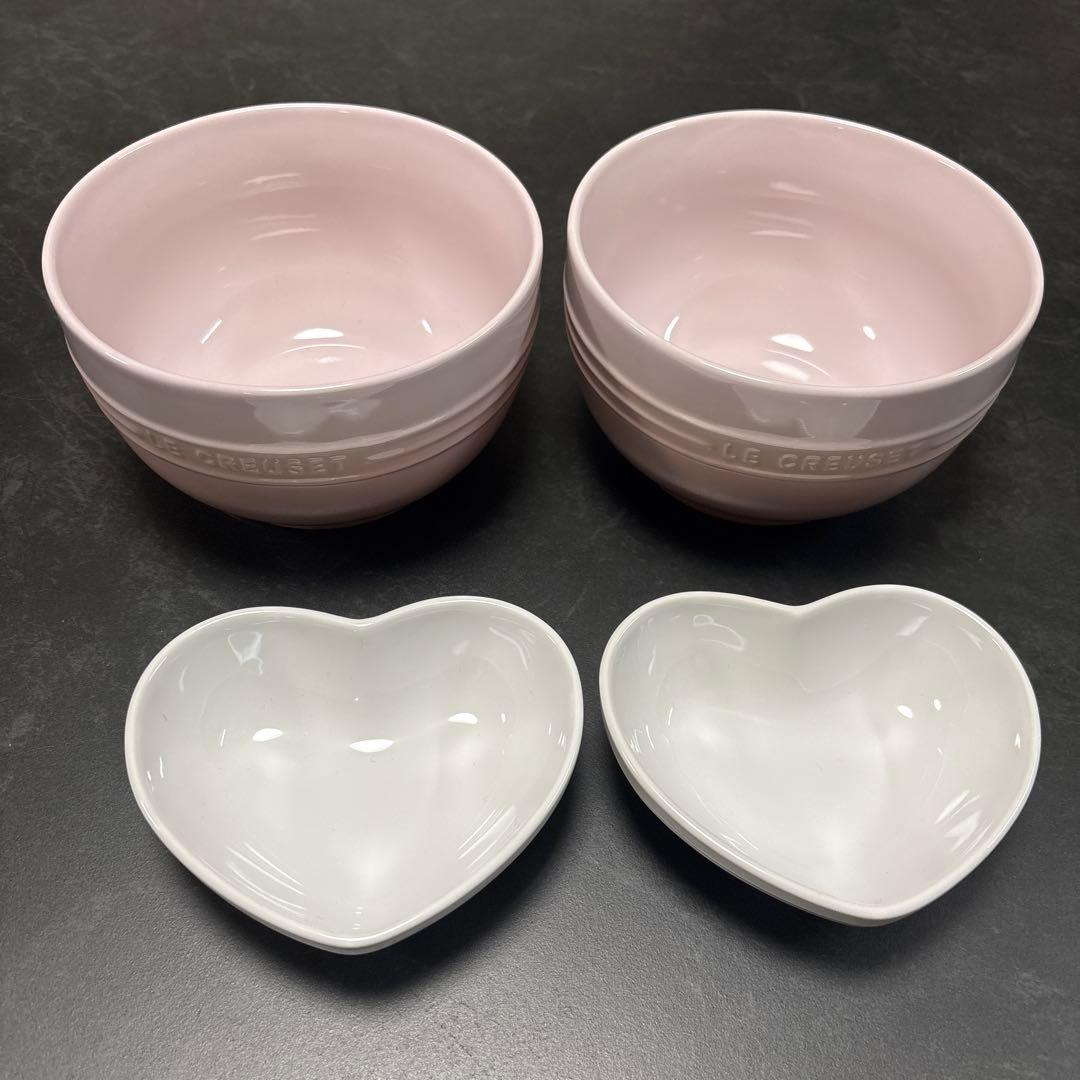 ル・クルーゼ　ボウルとハート柄の皿４点セット