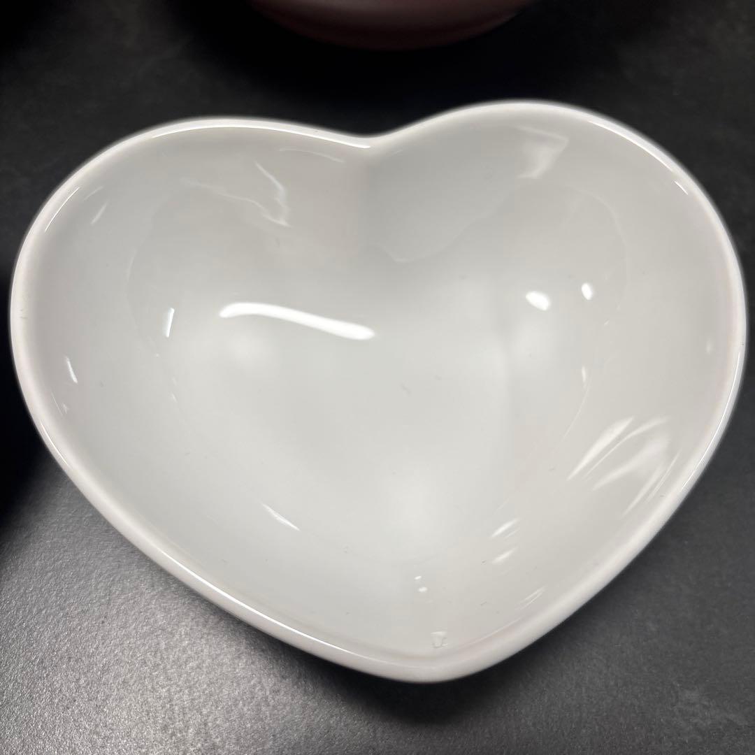 ル・クルーゼ　ボウルとハート柄の皿４点セット